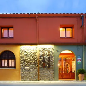 Coll Casa rural Garriguella